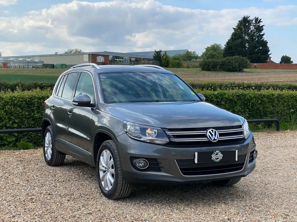 2015-volkswagen-tiguan-20tdi-match-150ps-4wd-bmt-big-2