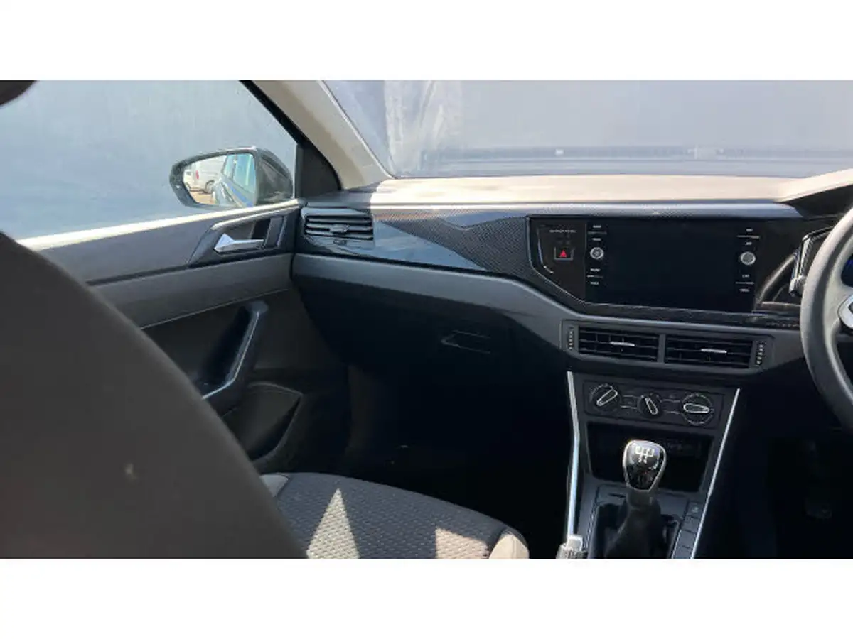 2021-volkswagen-polo-10-tsi-life-big-13