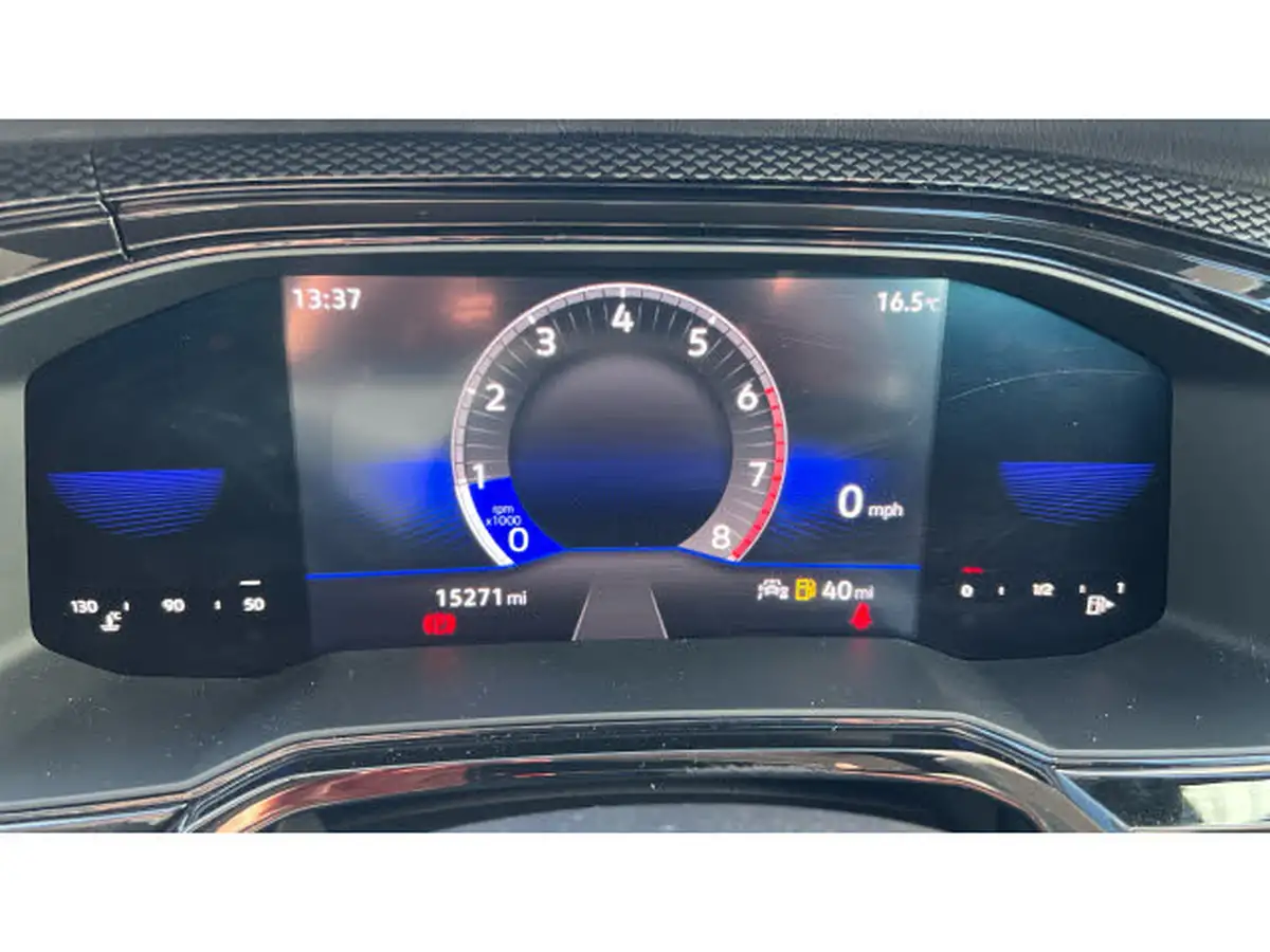 2021-volkswagen-polo-10-tsi-life-big-17