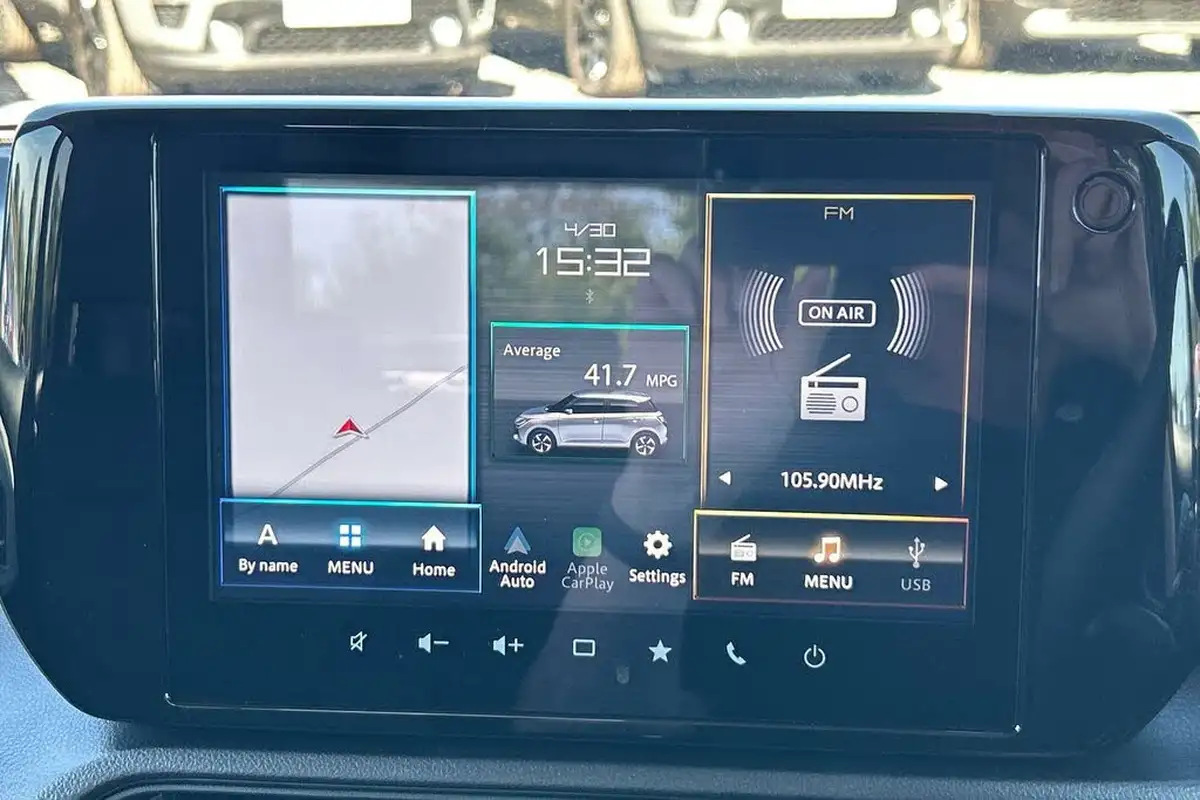2024-suzuki-swift-12-motion-cvt-big-20