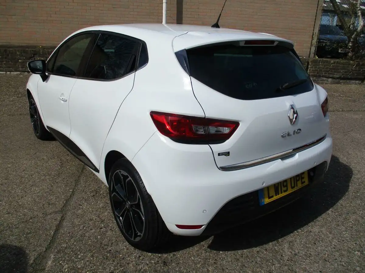2019-renault-clio-15dci-iconic-90ps-ss-edc-auto-big-4