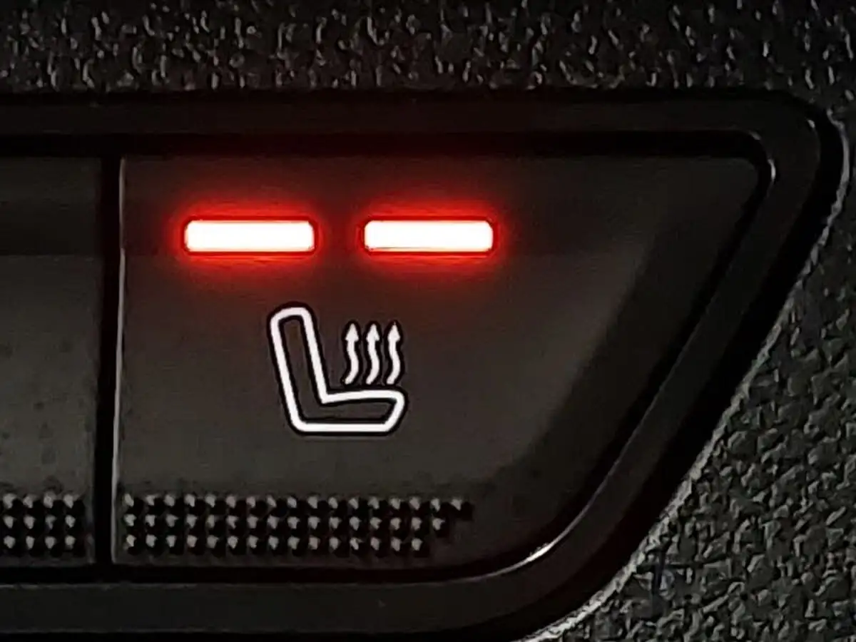 2024-dacia-sandero-stepway-10-tce-extreme-90bhp-big-16