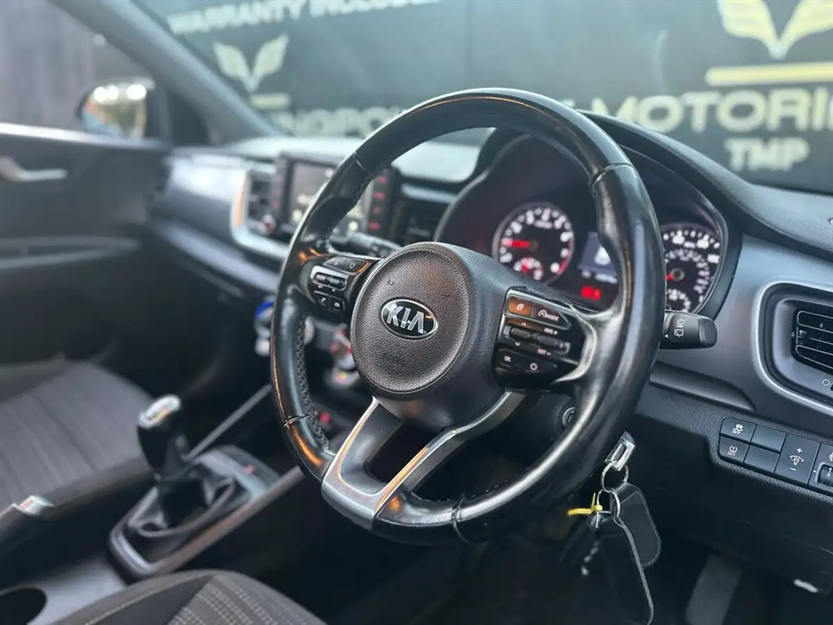 2018-kia-stonic-10-t-gdi-2-big-5