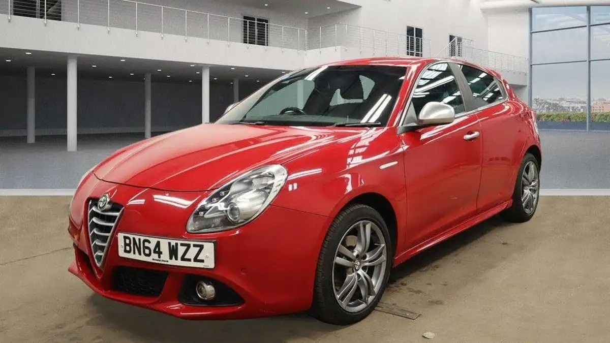 2014-alfa-romeo-giulietta-20td-exclusive-big-1