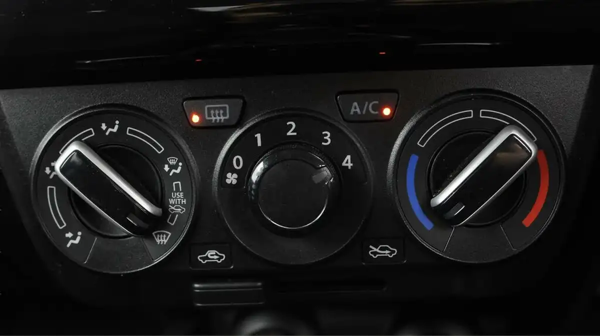 2020-suzuki-swift-12-dualjet-sz-t-90ps-1242cc-big-11