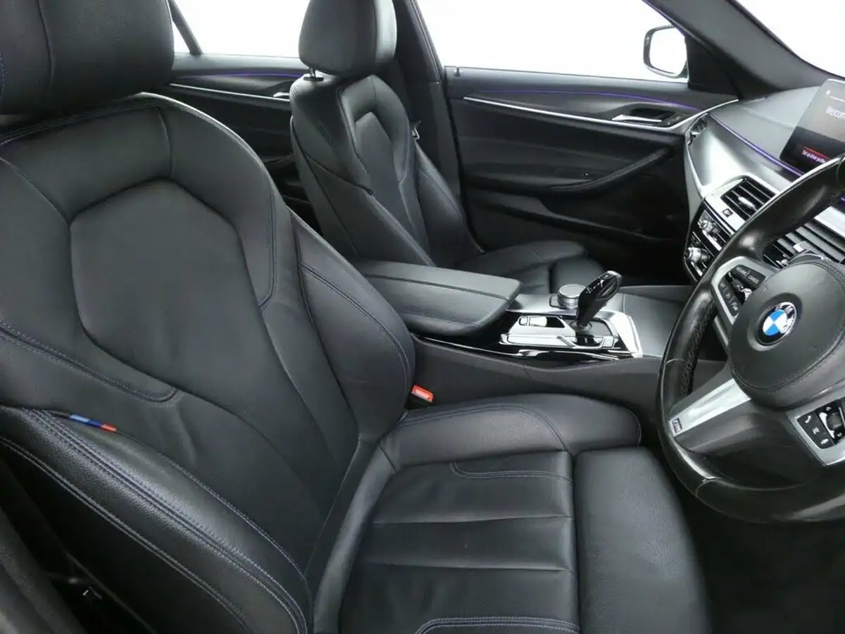 2022-bmw-5-series-20td-520d-m-sport-mht-saloon-4d-big-11