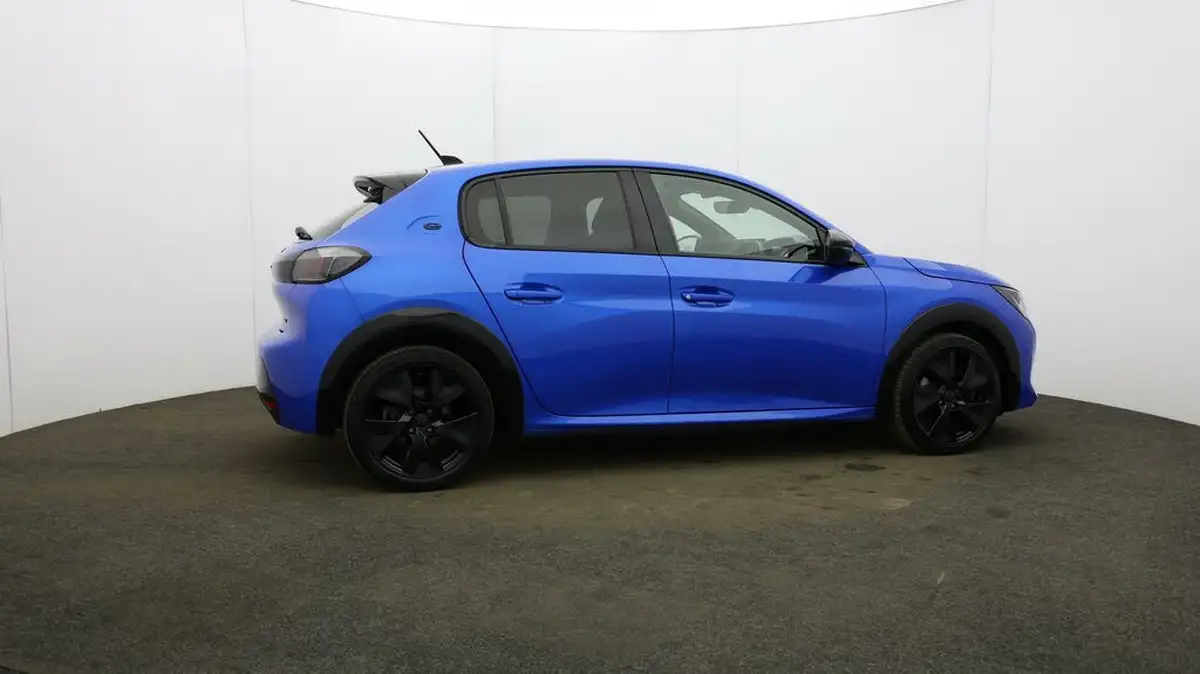 2021-peugeot-208-e-gt-premium-big-52