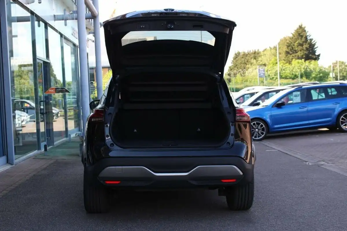 2022-nissan-qashqai-13-dig-t-tekna-158ps-xtronic-big-7