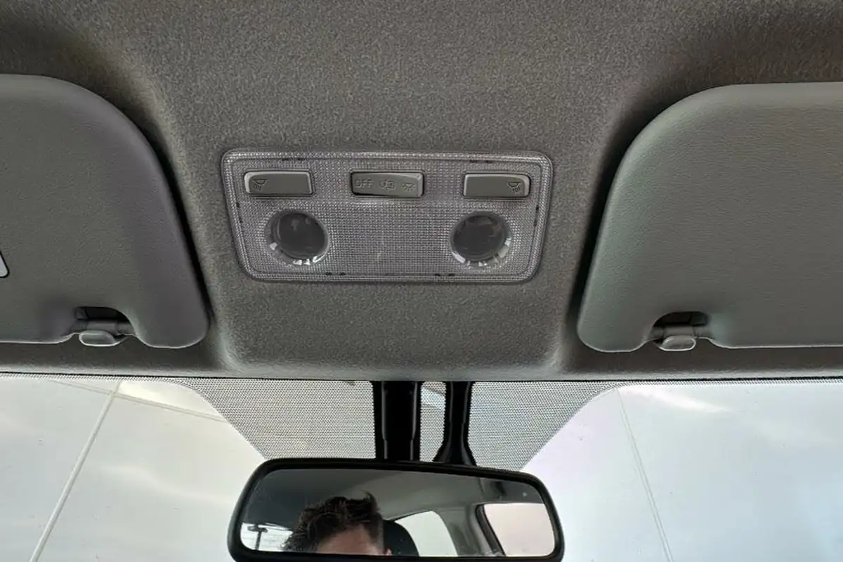 2014-toyota-yaris-15-vvt-i-excel-hybrid-big-21