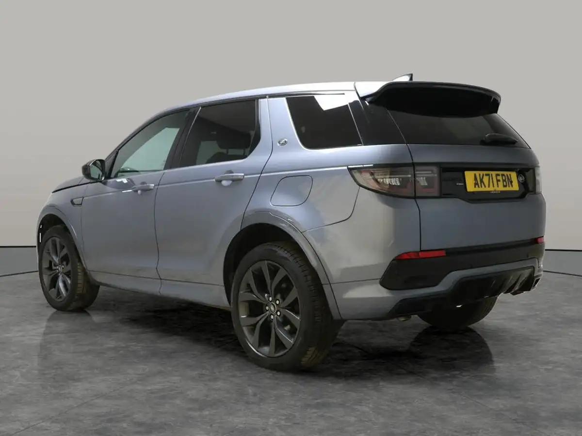 2022-land-rover-discovery-sport-15-p300e-r-dynamic-se-big-15