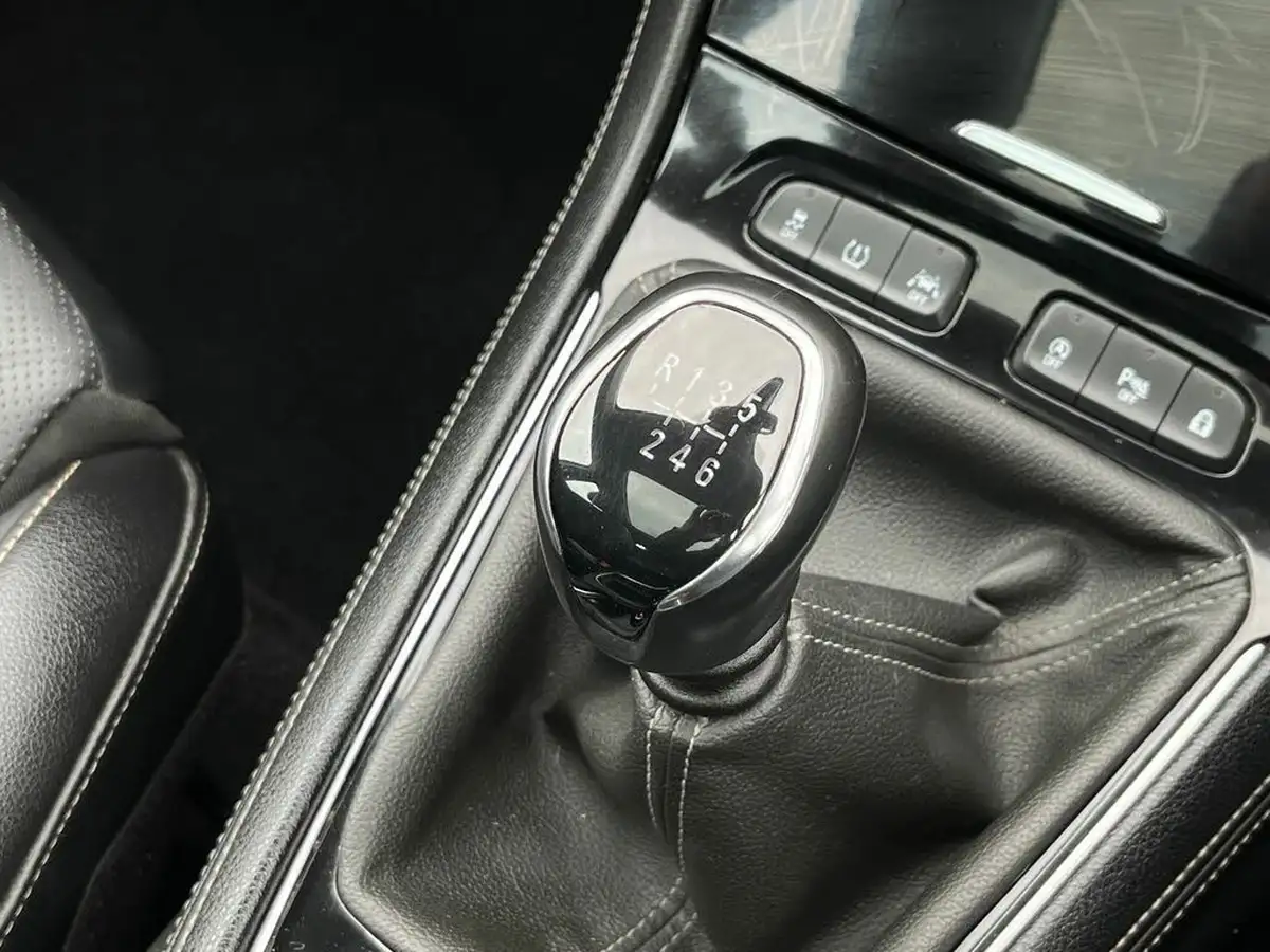 2020-vauxhall-grandland-x-15td-elite-nav-ecotec-blueinjection-big-32