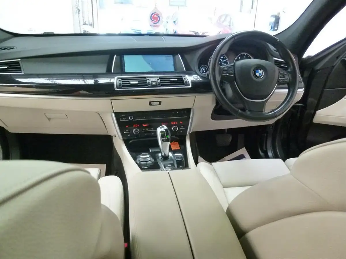 2010-bmw-5-series-30td-535d-se-gt-big-13