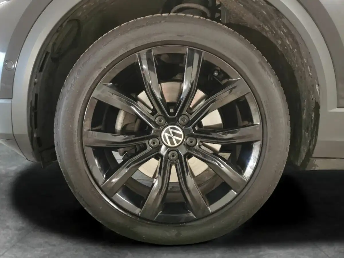 2021-volkswagen-t-roc-20tdi-black-edition-150ps-evo-big-32