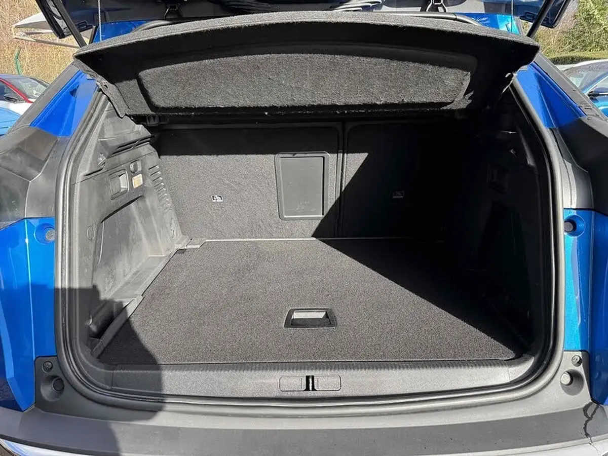 2022-peugeot-3008-suv-15-bluehdi-allure-big-35