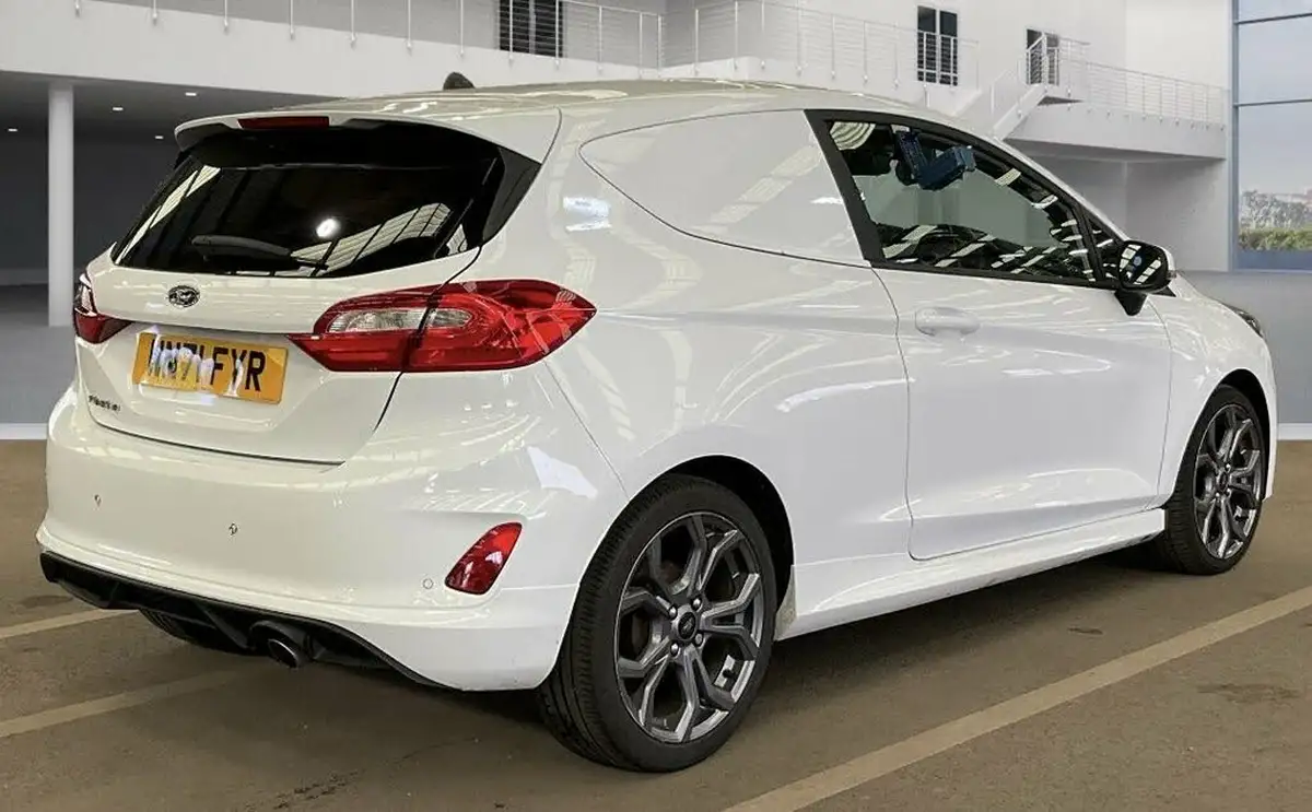 2020-ford-fiesta-10-ecoboost-sport-125pseu6dt-big-3