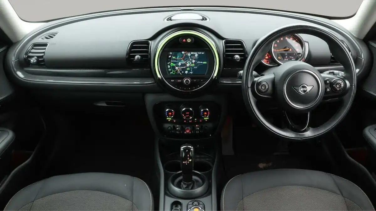 2018-mini-clubman-15-cooper-classic-ss-auto-big-13