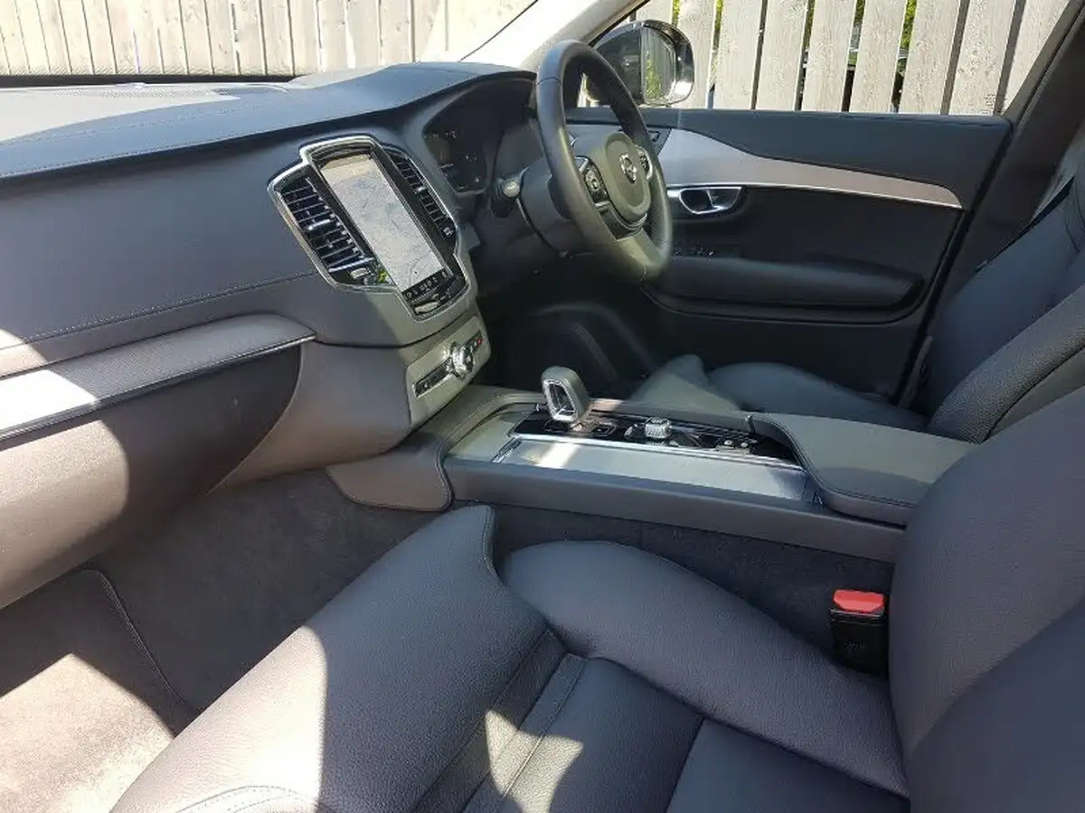 2024-volvo-xc90-20-b5-plus-big-4