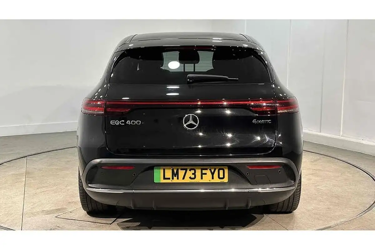 2022-mercedes-benz-eqc-e-eqc-400-amg-line-premium-plus-big-9