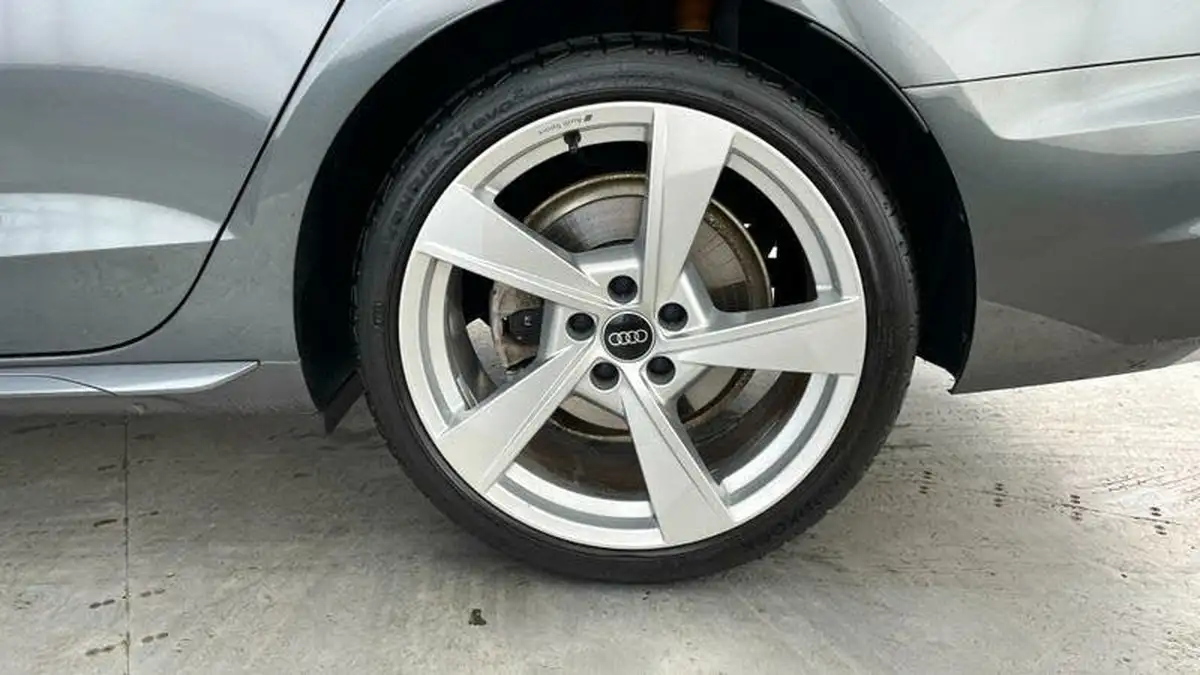 2024-audi-a4-20-35-tfsi-s-line-big-33