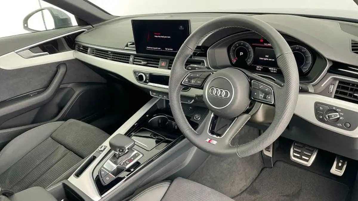 2024-audi-a4-20-35-tfsi-s-line-big-5