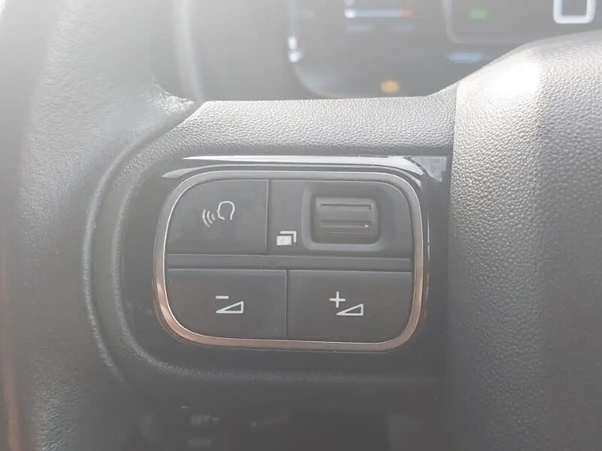 2019-citroen-c5-aircross-12-puretech-flair-big-12