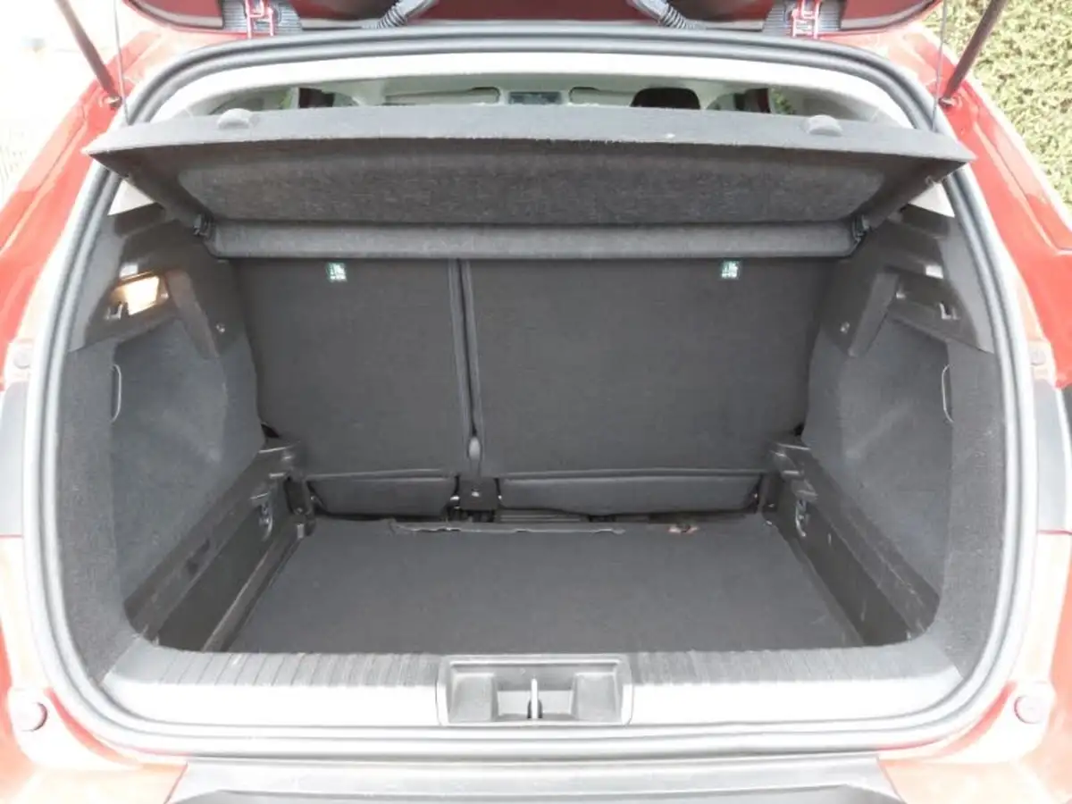 2022-renault-captur-10-tce-iconic-edition-big-7