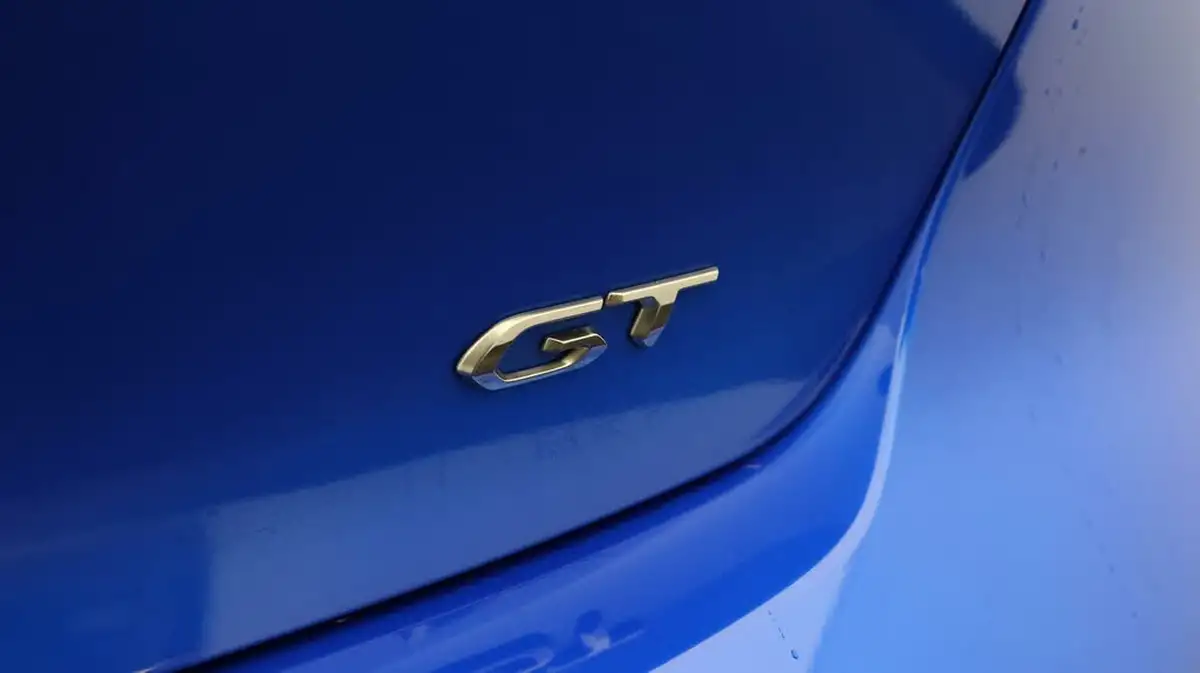 2021-peugeot-208-e-gt-premium-big-20