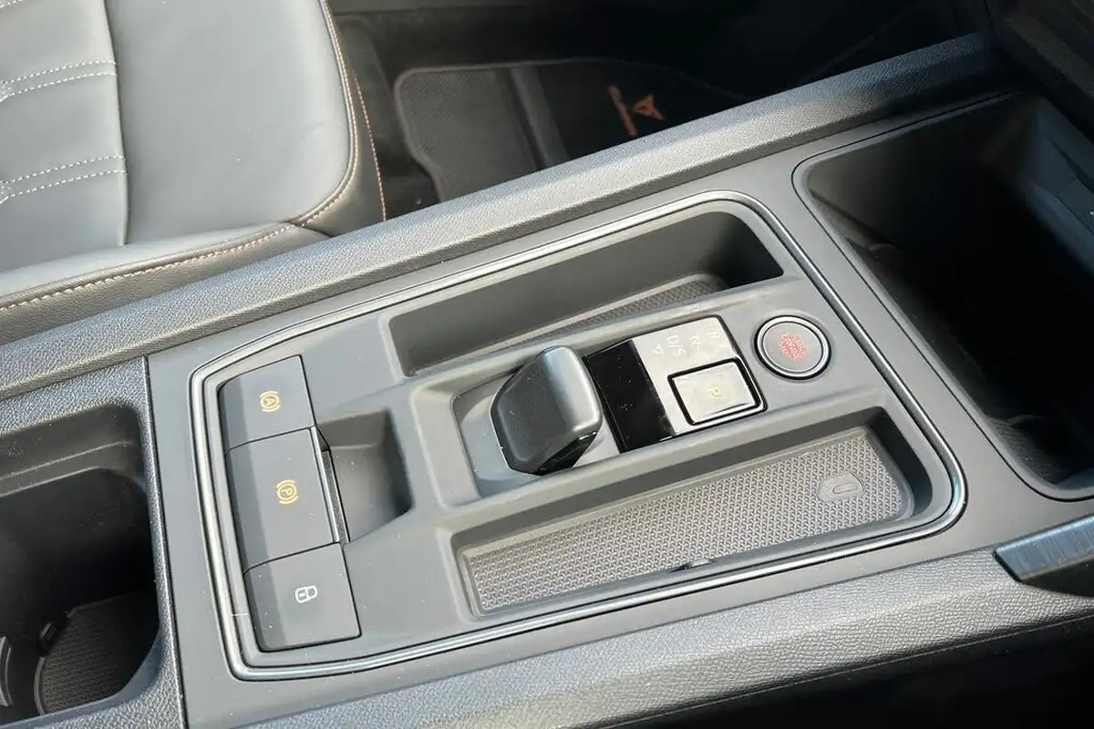 2024-cupra-formentor-15-tsi-v2-dsg-big-11