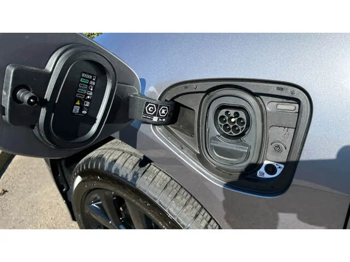 2025-jaguar-i-pace-ev400-r-dynamic-hse-black-big-19