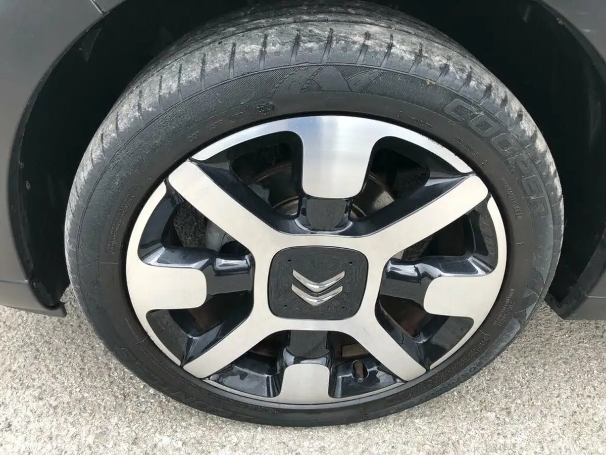 2018-citroen-c3-12-puretech-flair-110ps-ss-big-12