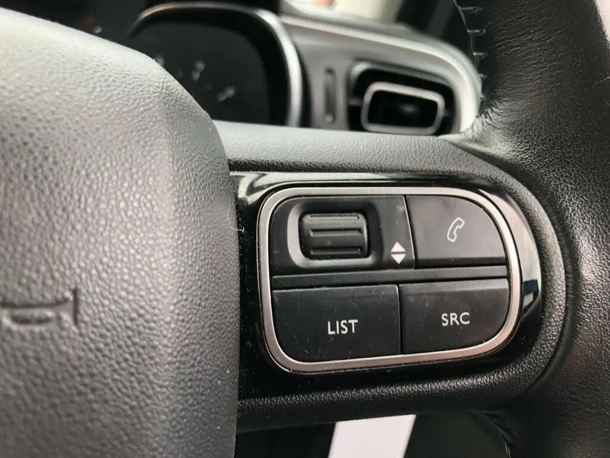 2018-citroen-c3-12-puretech-flair-110ps-ss-big-34