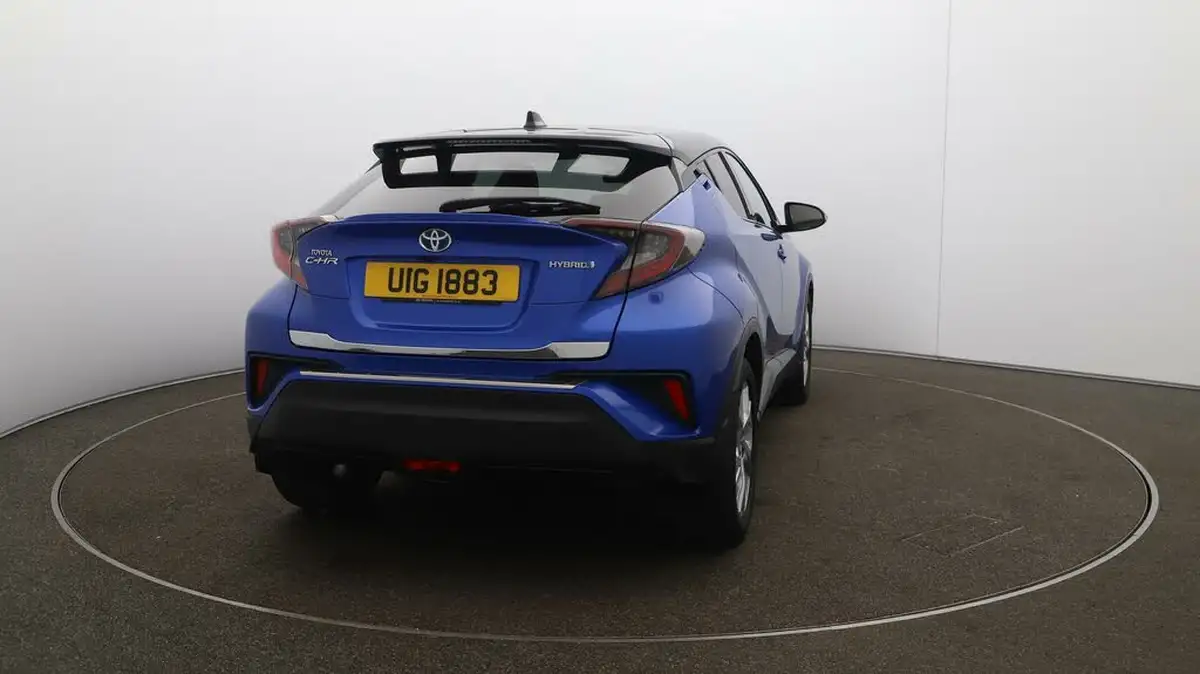 2018-toyota-c-hr-18-vvt-i-dynamic-big-48