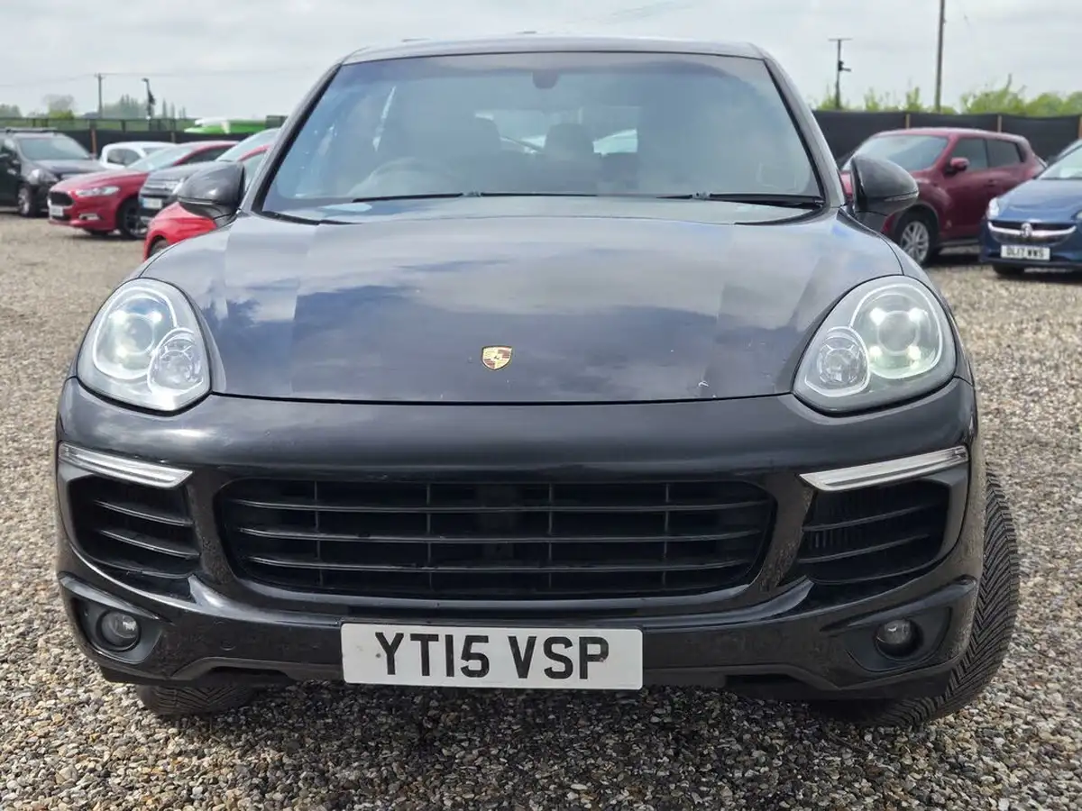 2015-porsche-cayenne-30td-big-9
