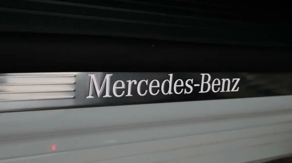 2019-mercedes-benz-cla-20-cla-220-amg-line-premium-plus-coupe-4d-big-23