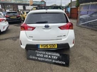 2015-toyota-auris-18-vvt-i-hsd-excel-hatchback-e-cvt-small-4