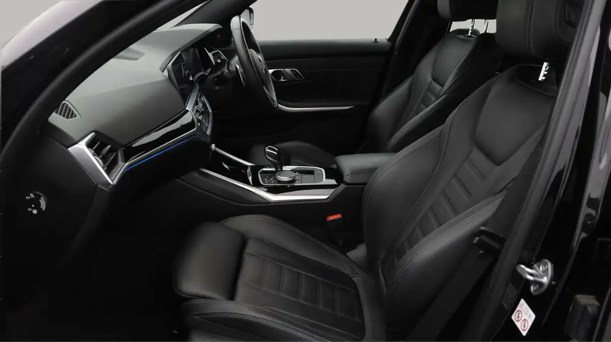 2019-bmw-3-series-20-330e-m-sport-plus-pack-big-13