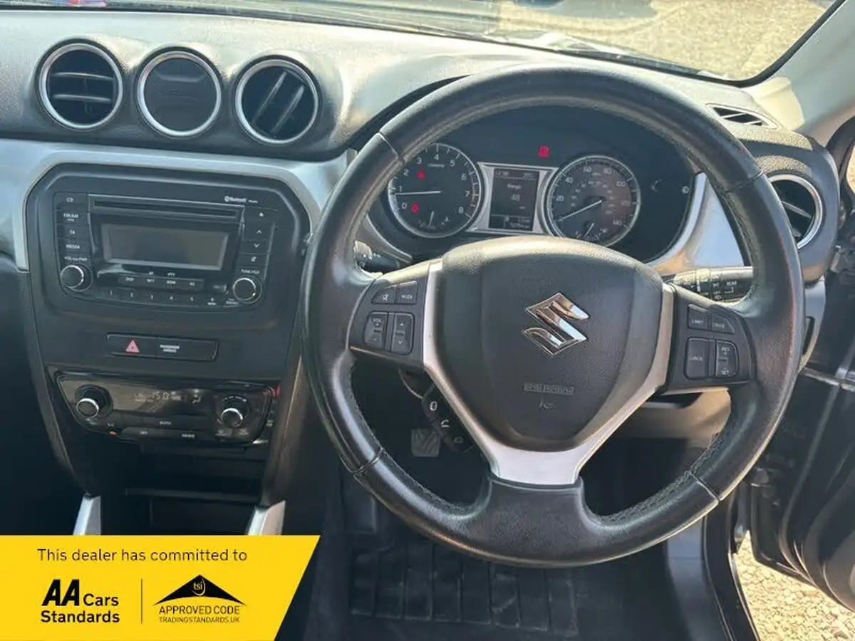 2017-suzuki-vitara-16-sz4-big-2