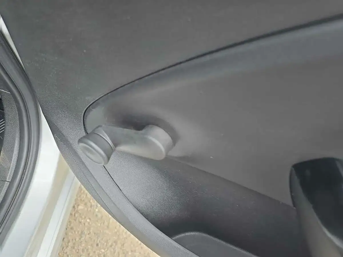 2019-vauxhall-corsa-14i-sri-vx-line-nav-black-90ps-5d-big-12