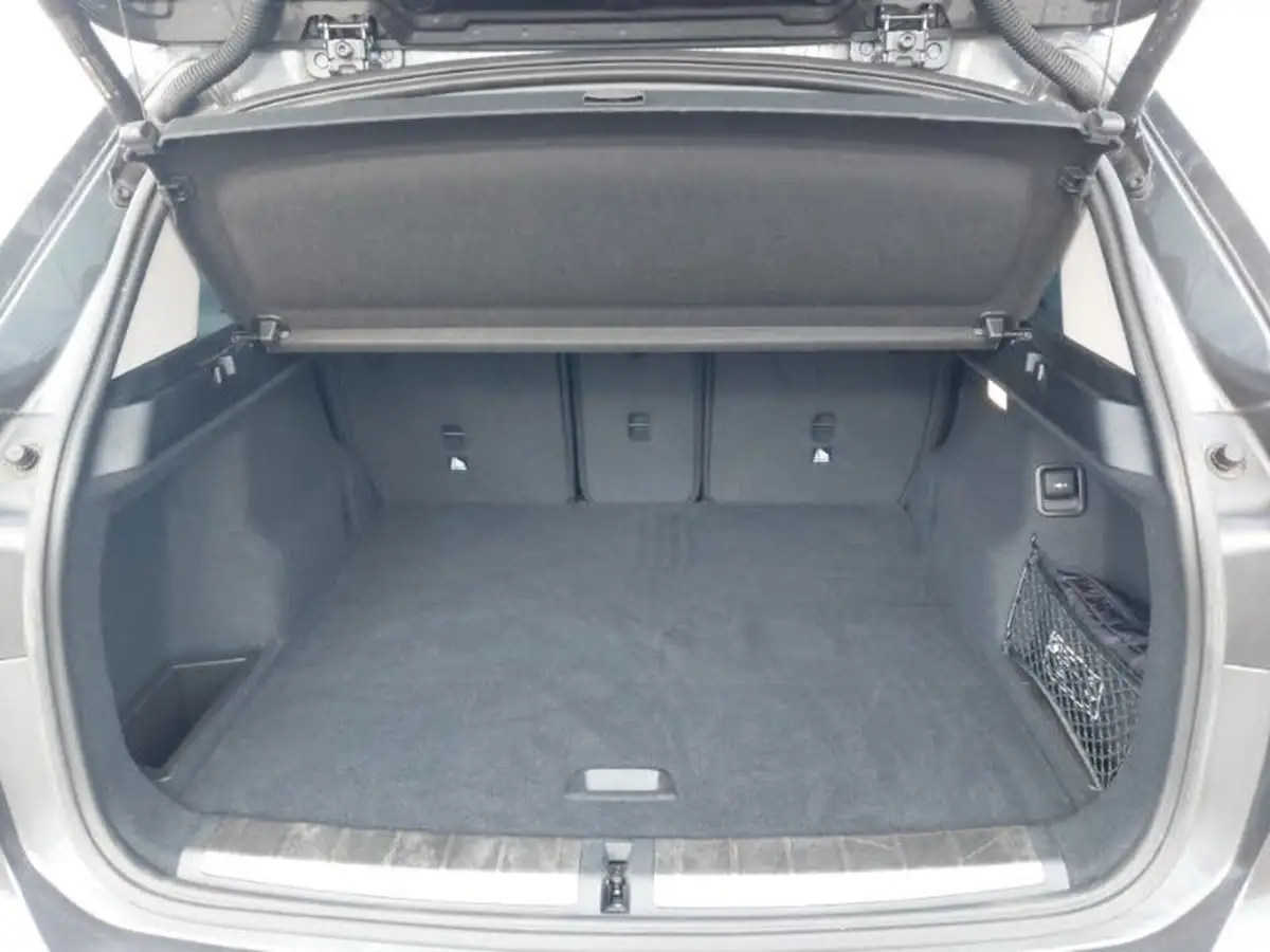 2019-bmw-x1-20-xdrive20i-xline-big-7