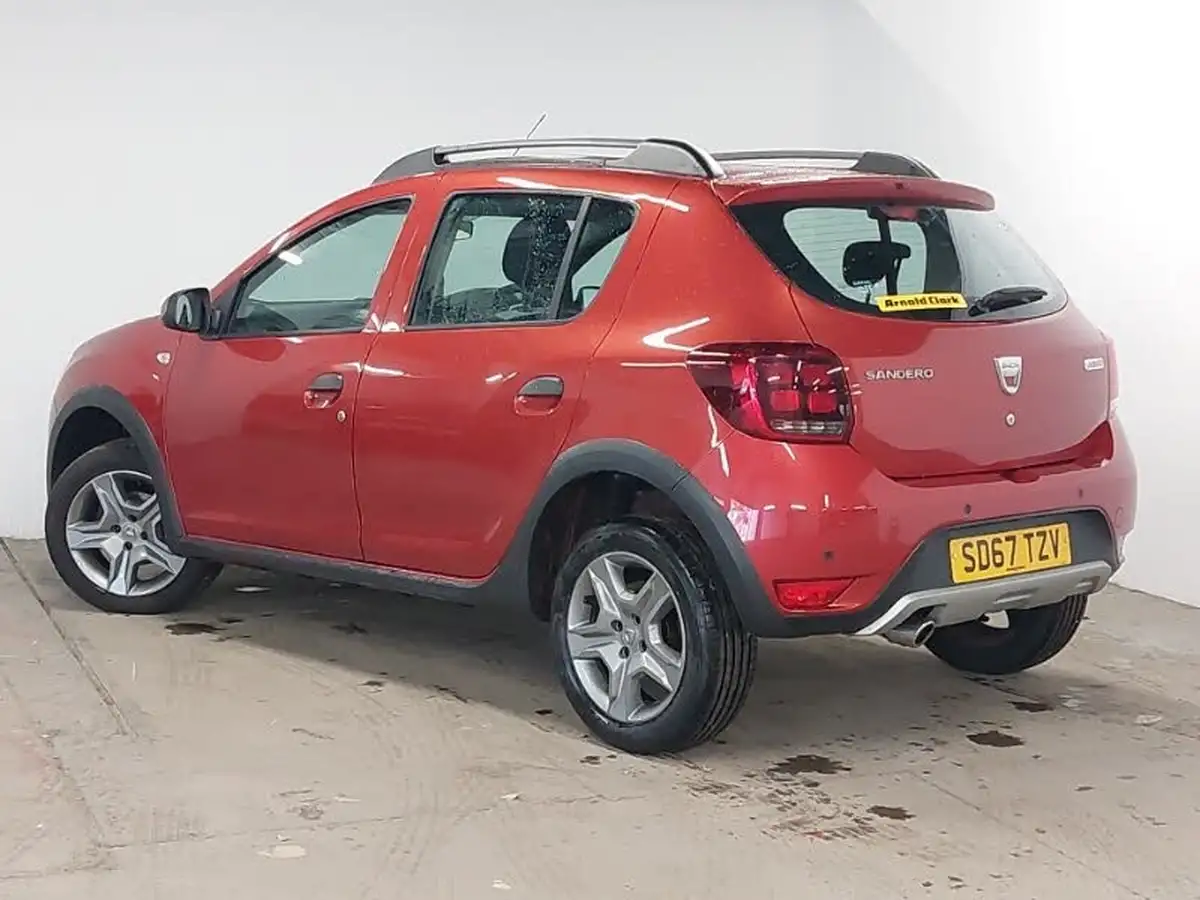 2017-dacia-sandero-stepway-15dci-laureate-big-1