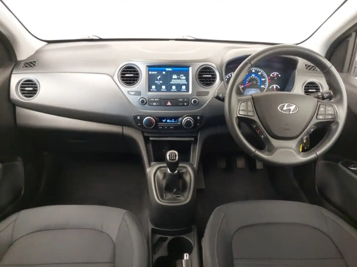 2019-hyundai-i10-10-premium-67ps-big-2
