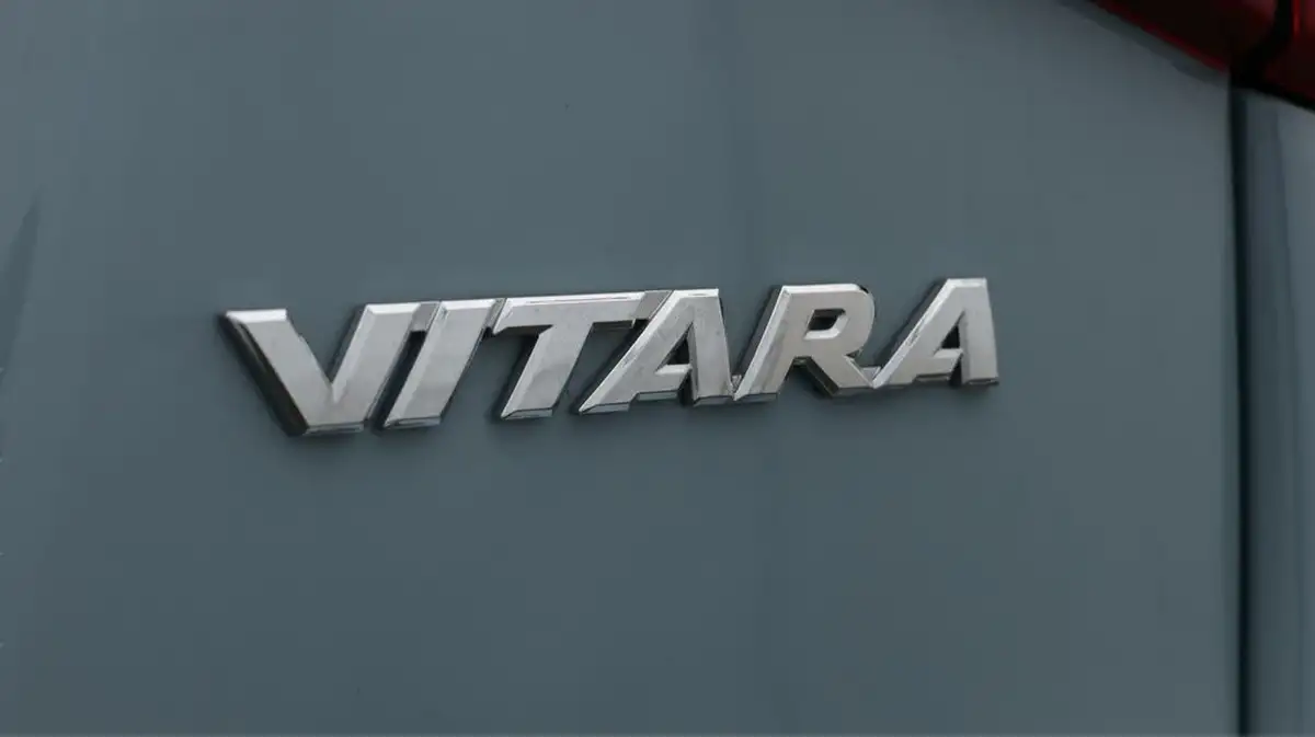 2020-suzuki-vitara-14-boosterjet-sz-t-140ps-auto-big-21