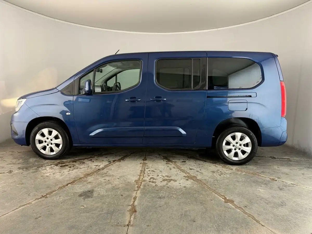 2021-vauxhall-combo-life-15-se-xl-100ps-big-3