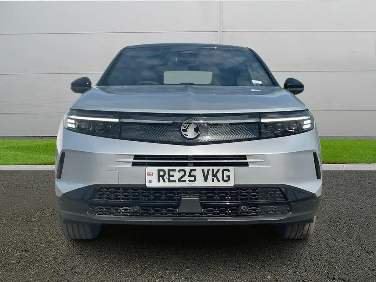 2025-vauxhall-grandland-12-gs-big-1