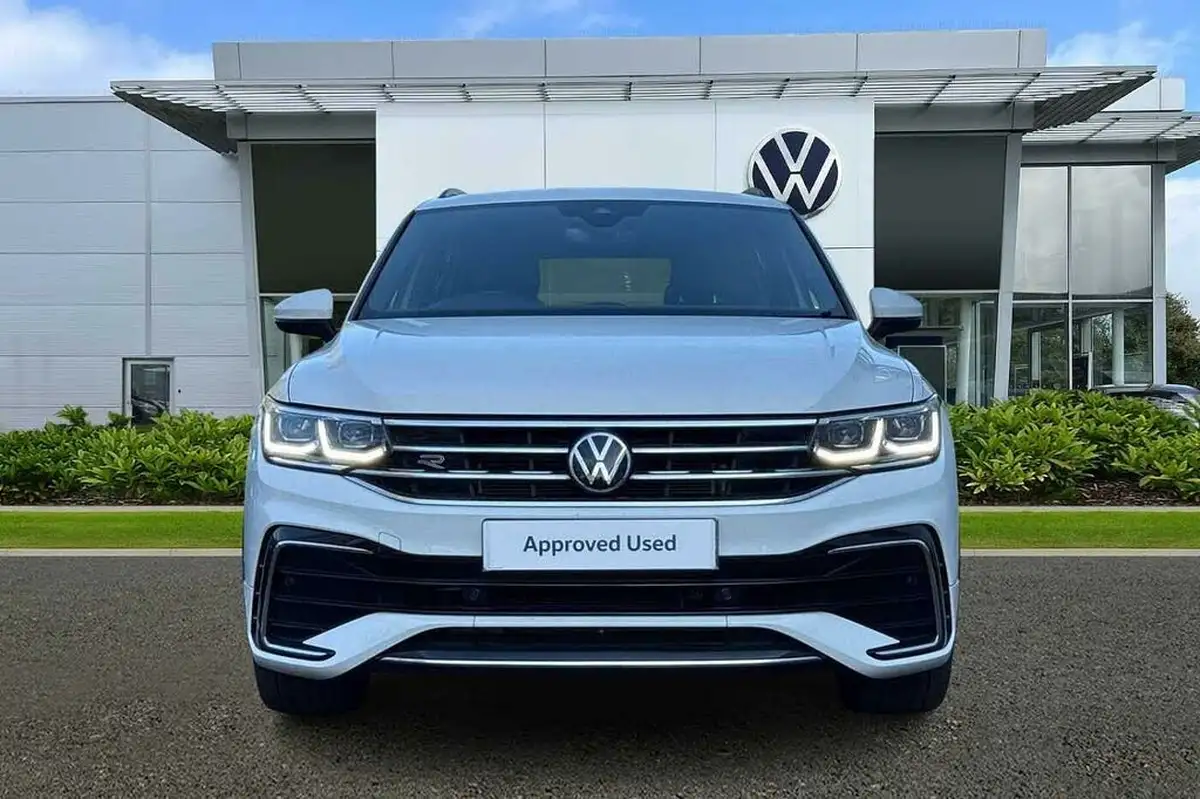 2022-volkswagen-tiguan-15-tsi-r-line-edition-big-6