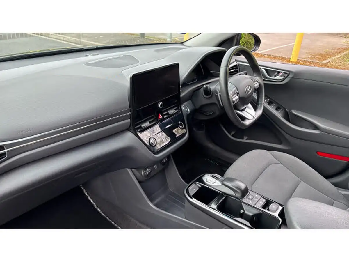 2022-hyundai-ioniq-e-premium-electric-big-8