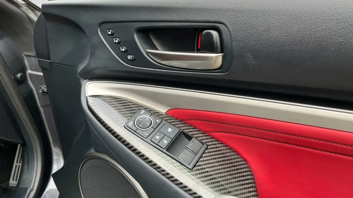 2021-lexus-rc-f-50-f-sunroof-big-22