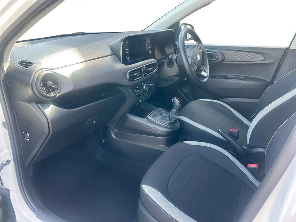 2024-hyundai-i10-10-advance-63ps-auto-big-2