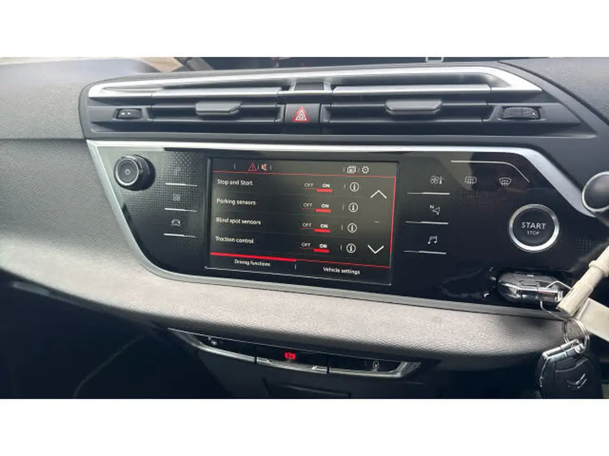 2018-citroen-c4-spacetourer-12-puretech-flair-big-27