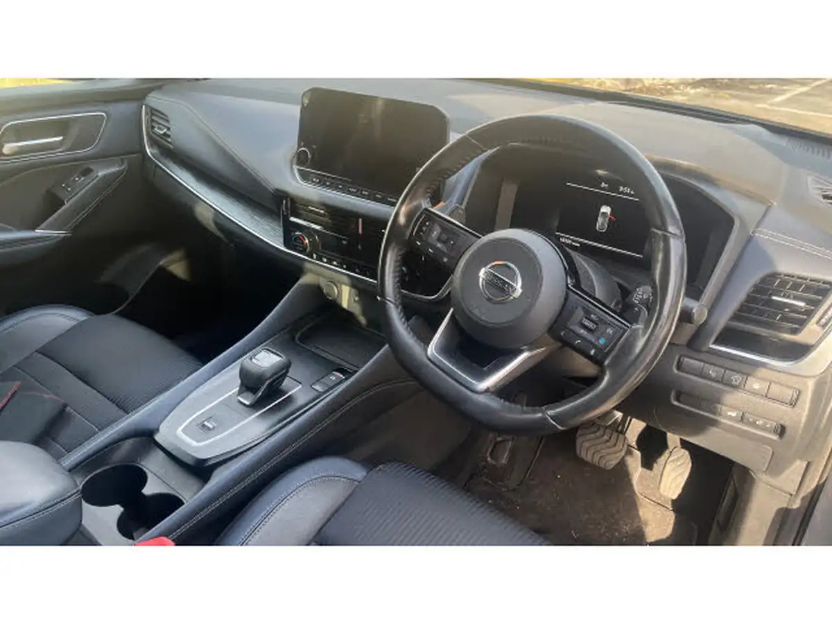 2022-nissan-qashqai-13-dig-t-tekna-158ps-xtronic-big-10